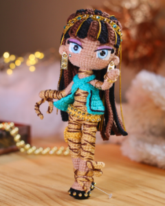 BONECA CLEO DE NILE MH AMIGURUMI