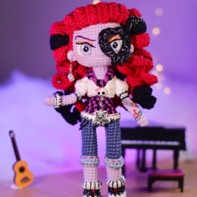BONECA OPERETTA MH AMIGURUMI