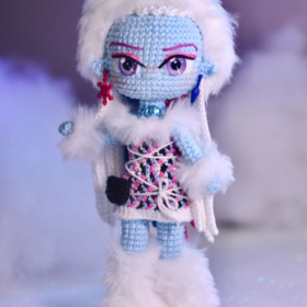 BONECA ABBEY MH AMIGURUMI