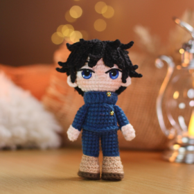 BONECO MEGUMI AMIGURUMI